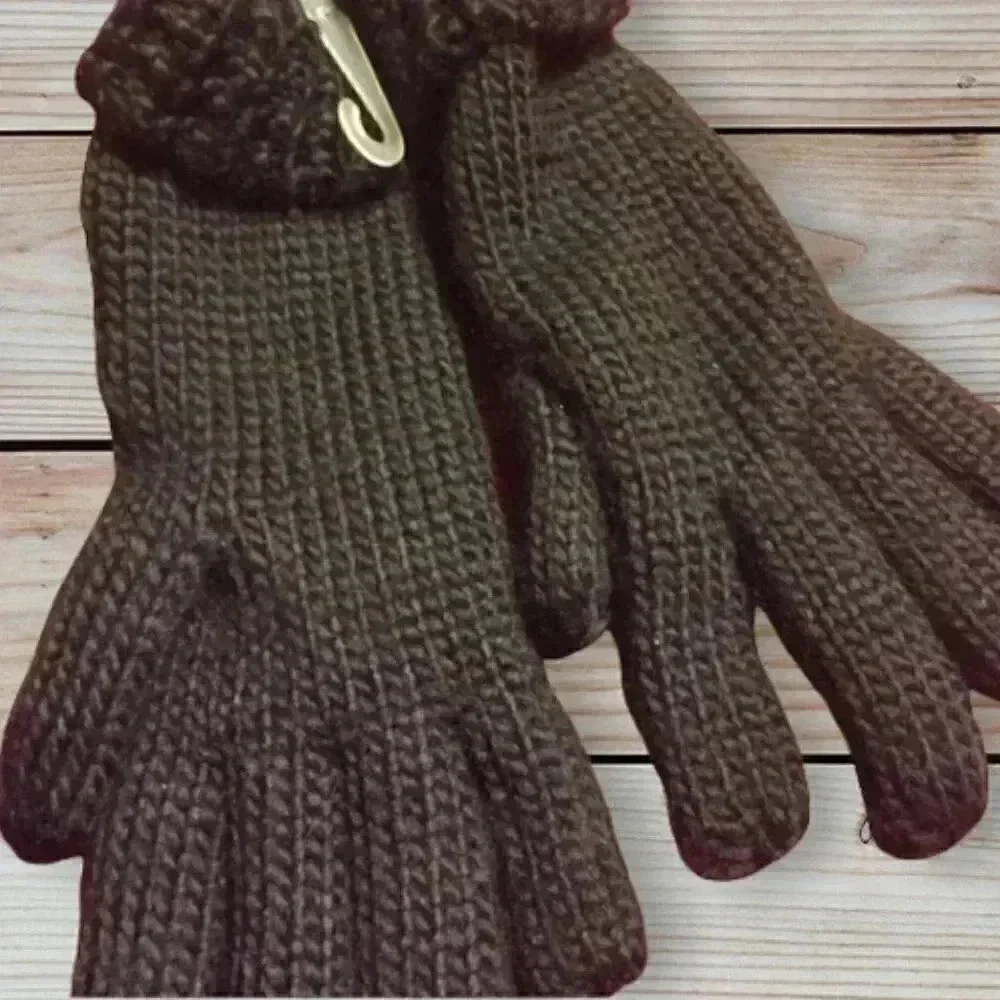 Old Navy Knit gloves